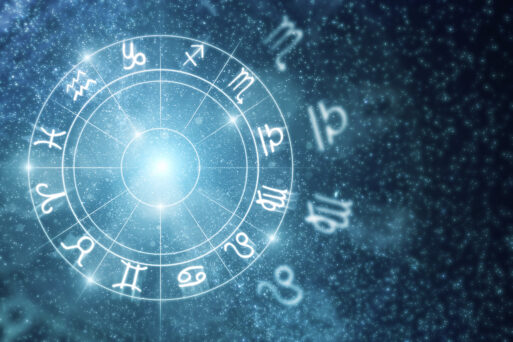 Creative glowing astrologic zodiac horoscope wallpaper. Astrology concept. 3D Rendering
гороскоп на выходные