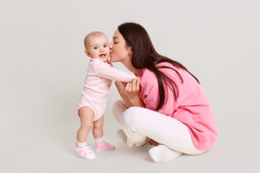 женщина с девочкой