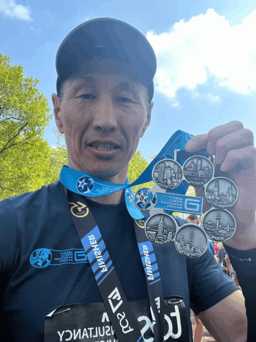 Петр Захаров