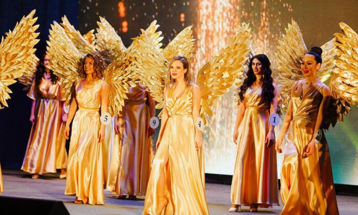 photo_5199518955528635328_y